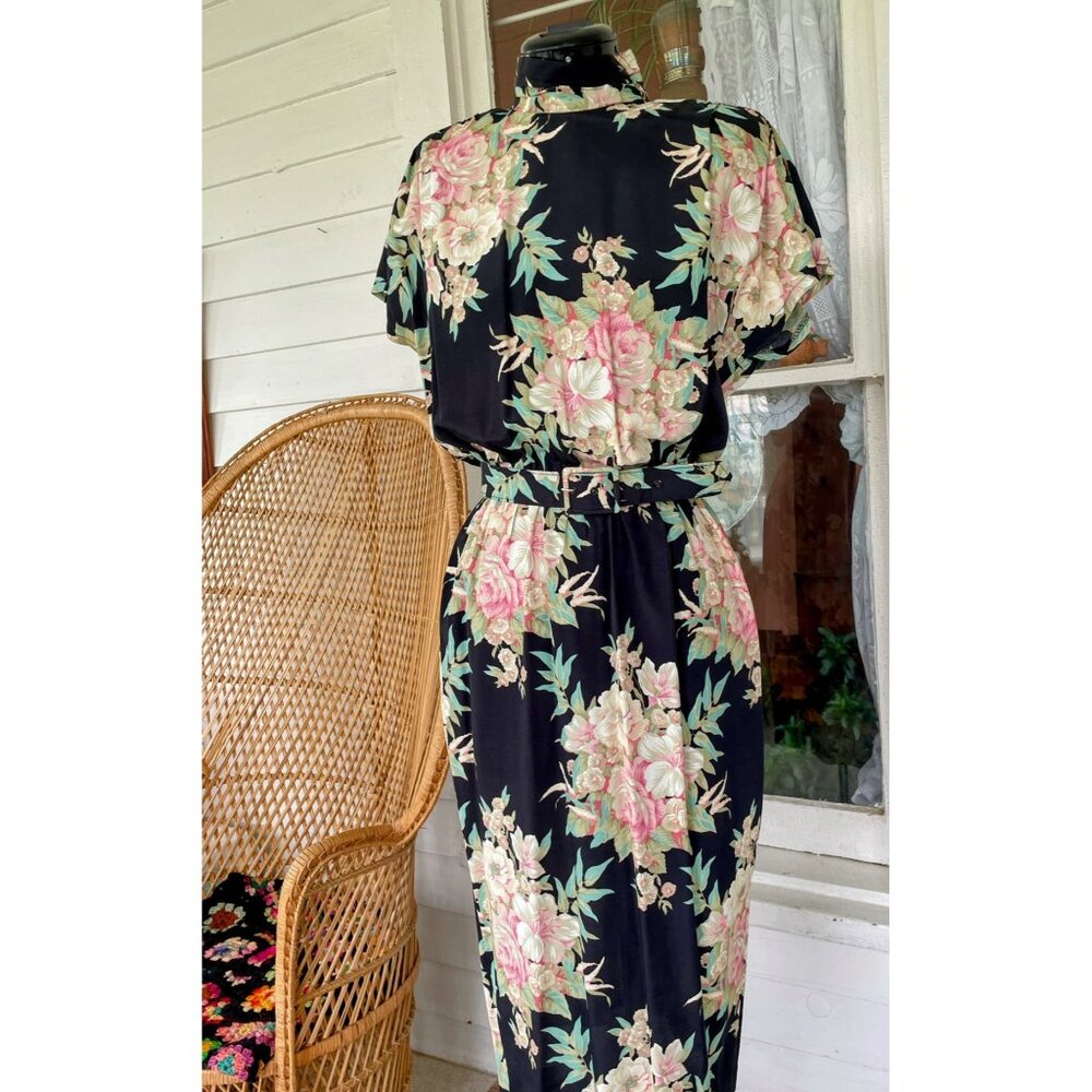 Vintage 80's Rayon Floral Dress Matching Belt Black Size 8